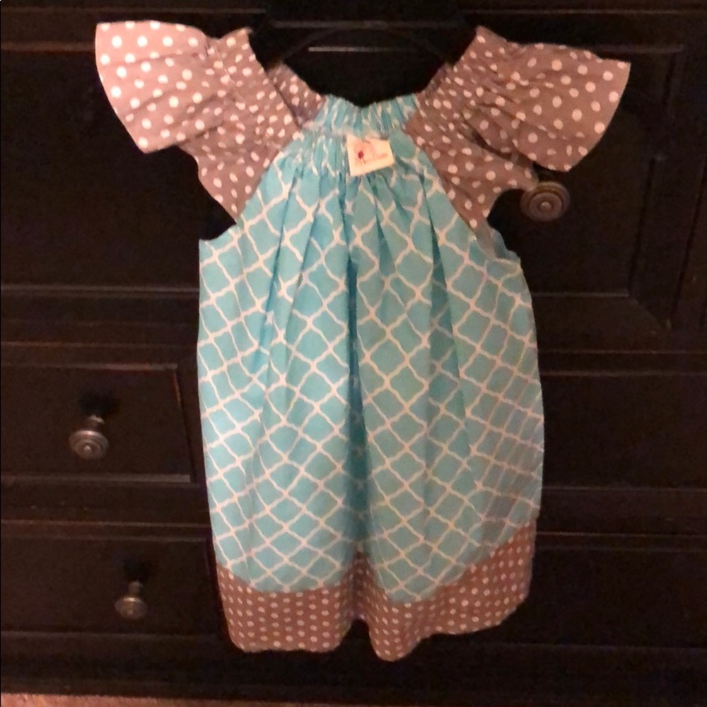Adorable teal & grey sundress